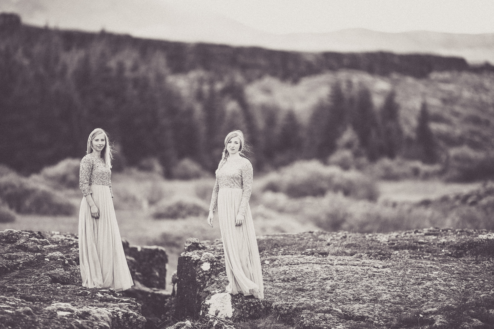 Export x3 5D4 5611 Anja & Damaris @thingvellier 3